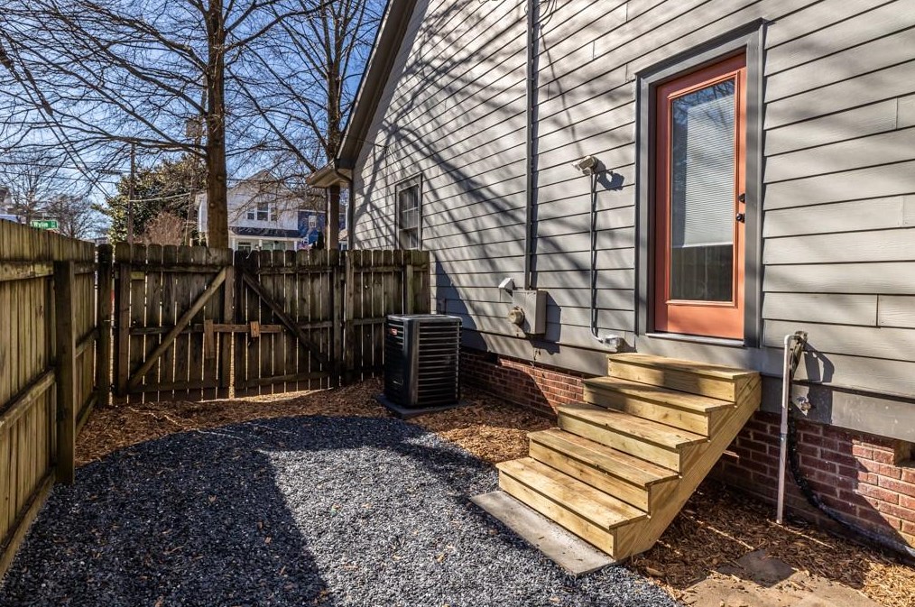 1078 Wylie St, Atlanta GA  30316-1350 exterior