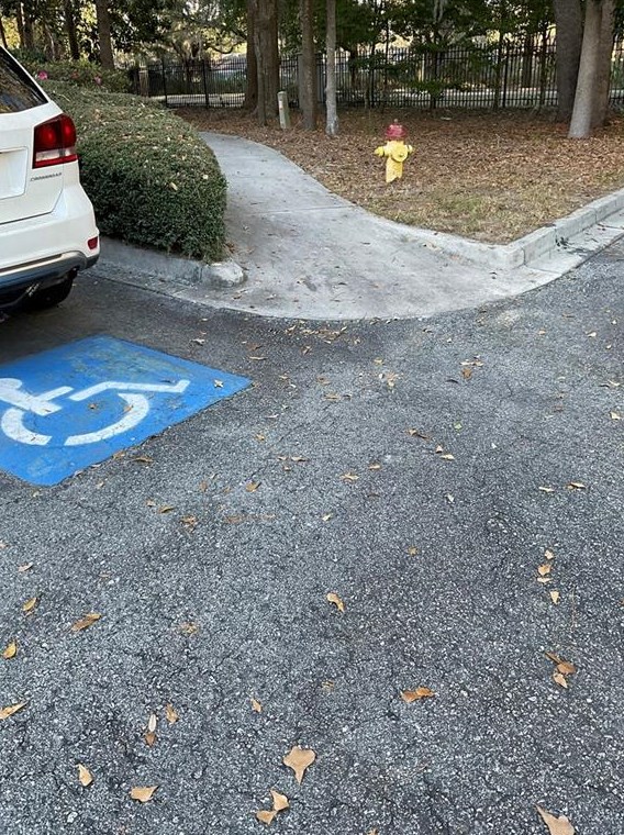 1116 Whitemarsh Way, Savannah GA  31410-5221 exterior