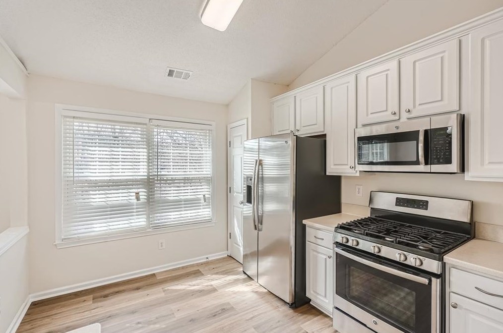 4067 Wintersweet Dr, Decatur GA  30034-5236 exterior