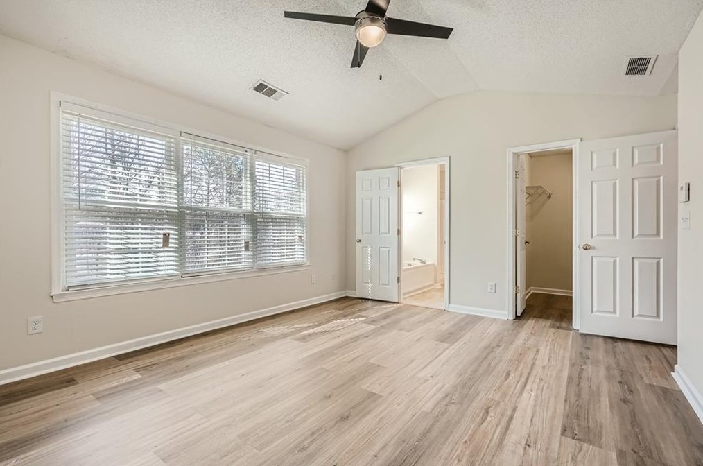 4067 Wintersweet Dr, Decatur GA  30034-5236 exterior