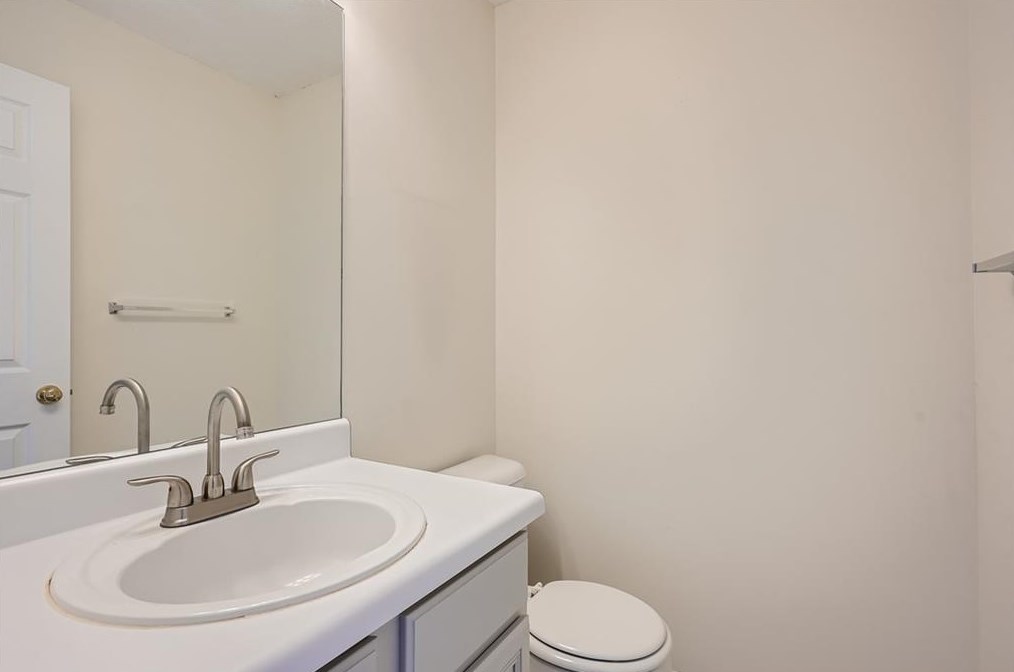 4067 Wintersweet Dr, Decatur GA  30034-5236 exterior