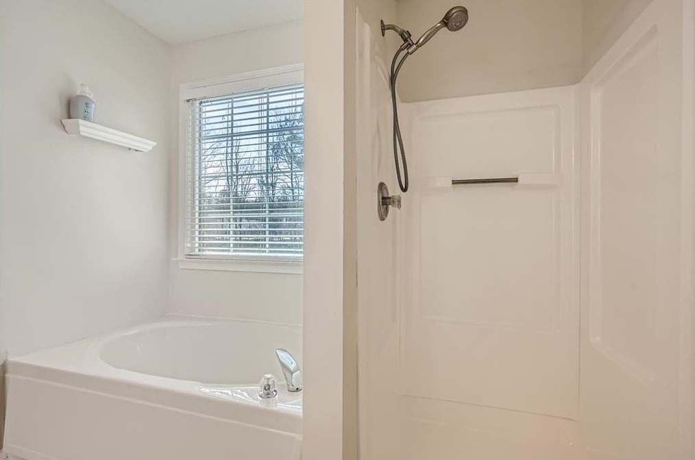 4067 Wintersweet Dr, Decatur GA  30034-5236 exterior