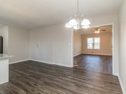 572 Emerald Pines Dr, Dallas GA  30157-8527 exterior