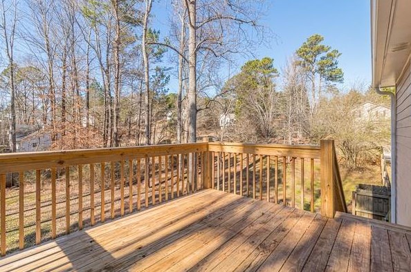 572 Emerald Pines Dr, Dallas GA  30157-8527 exterior