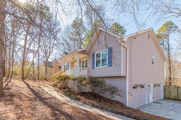 572 Emerald Pines Dr, Dallas GA  30157-8527 exterior