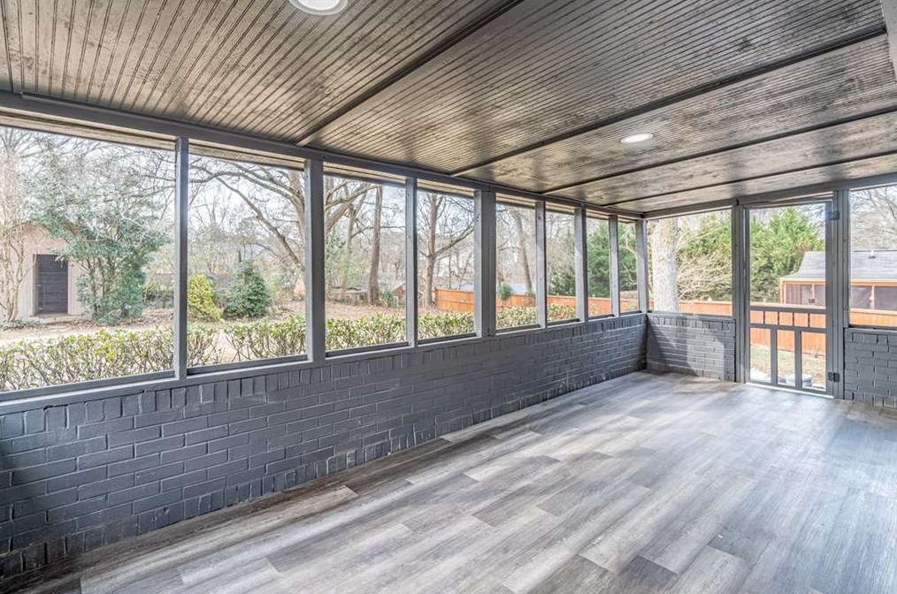 1153 Russell Dr, Decatur GA  30030-4746 exterior