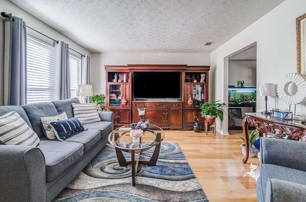 4422 Wellington Ter, Decatur GA  30035-4243 exterior