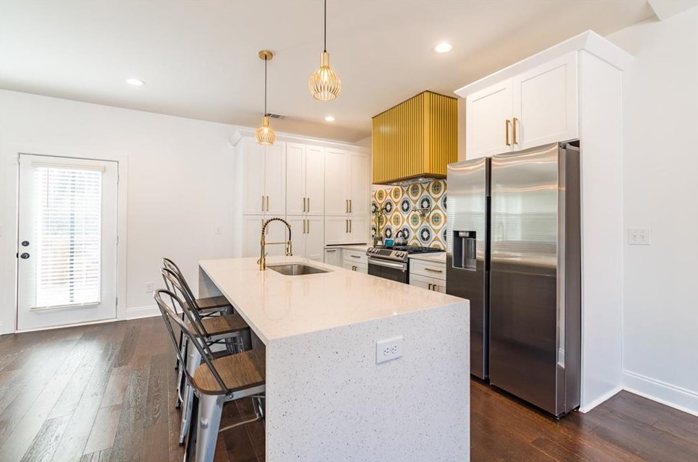 2399 Fair Ln, Decatur GA  30032-6359 exterior