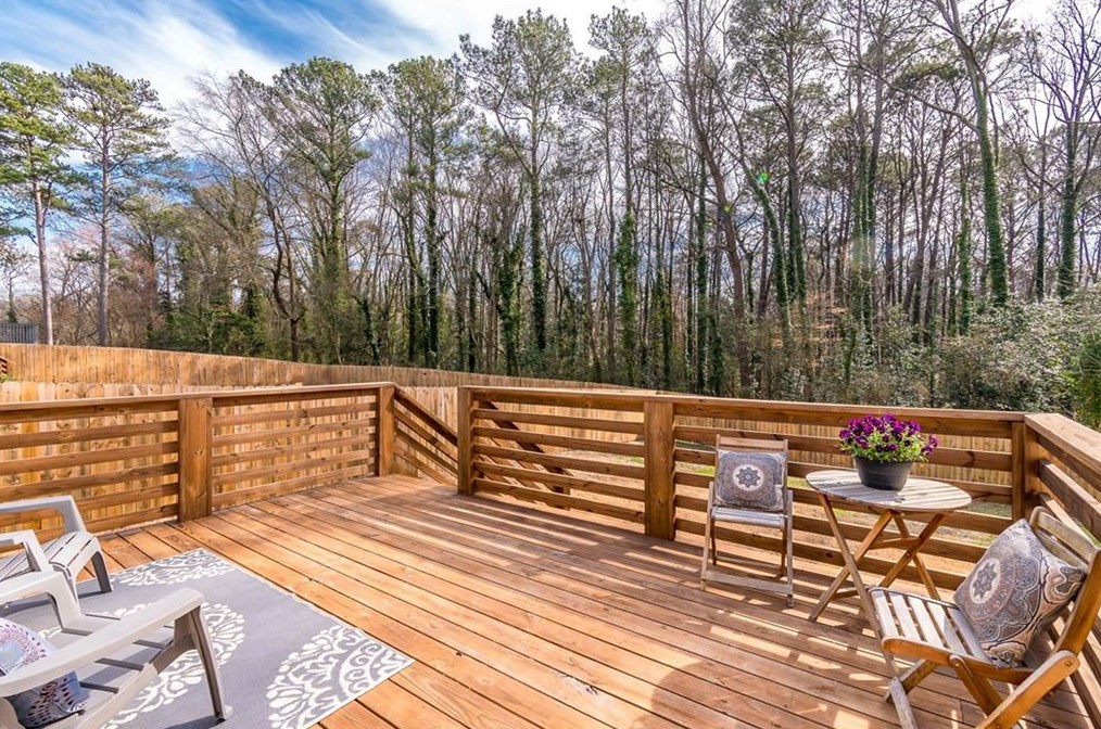 2399 Fair Ln, Decatur GA  30032-6359 exterior