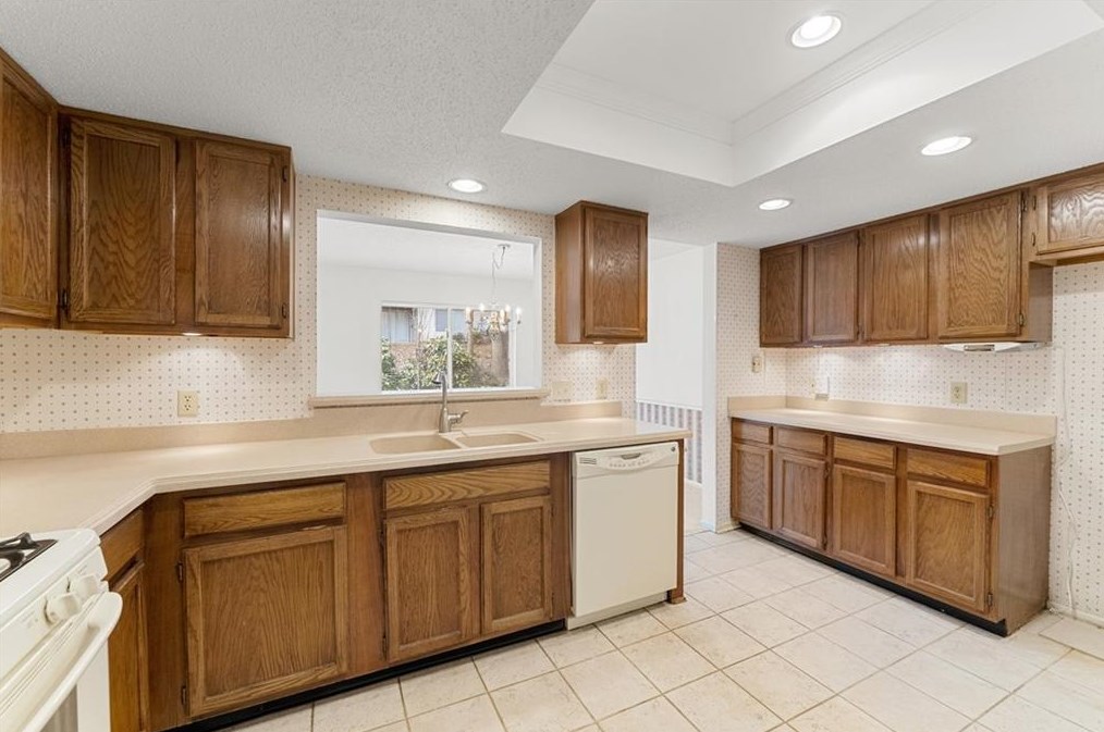 87 Fair Haven Way, Smyrna GA  30080-8090 exterior