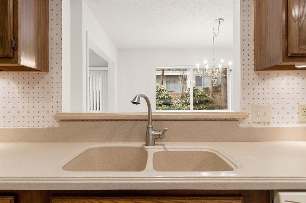 87 Fair Haven Way, Smyrna GA  30080-8090 exterior