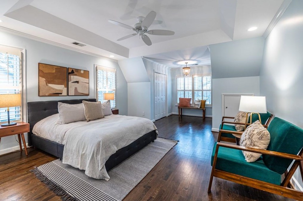 201 Nelson Ferry Rd, Decatur GA  30030-2319 exterior