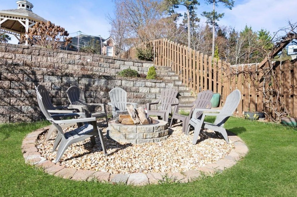 3317 Drayton Manor Run, Lawrenceville GA  30046-9408 exterior