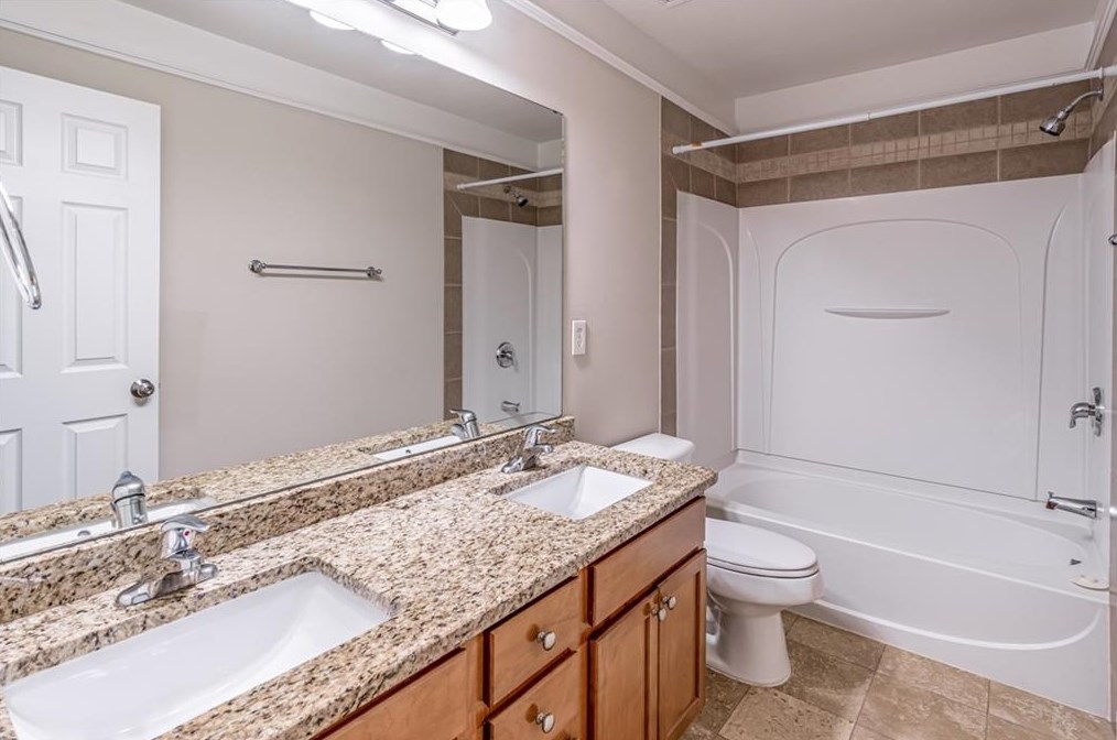 3317 Drayton Manor Run, Lawrenceville GA  30046-9408 exterior