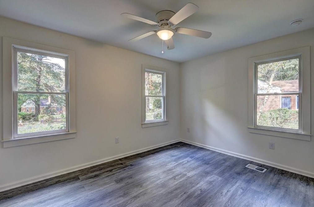 259 Whitaker Cir, Atlanta GA  30314-1623 exterior