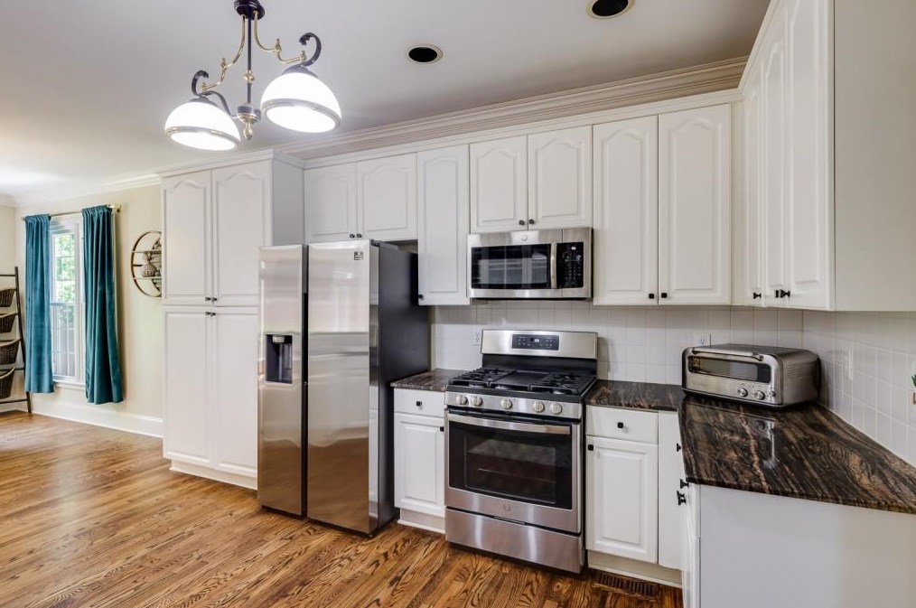 5 Wieuca Trce, Atlanta GA  30342-3856 exterior