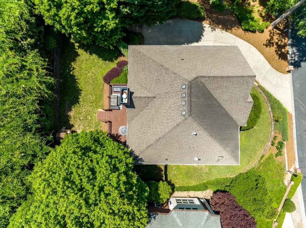 5 Wieuca Trce, Atlanta GA  30342-3856 exterior
