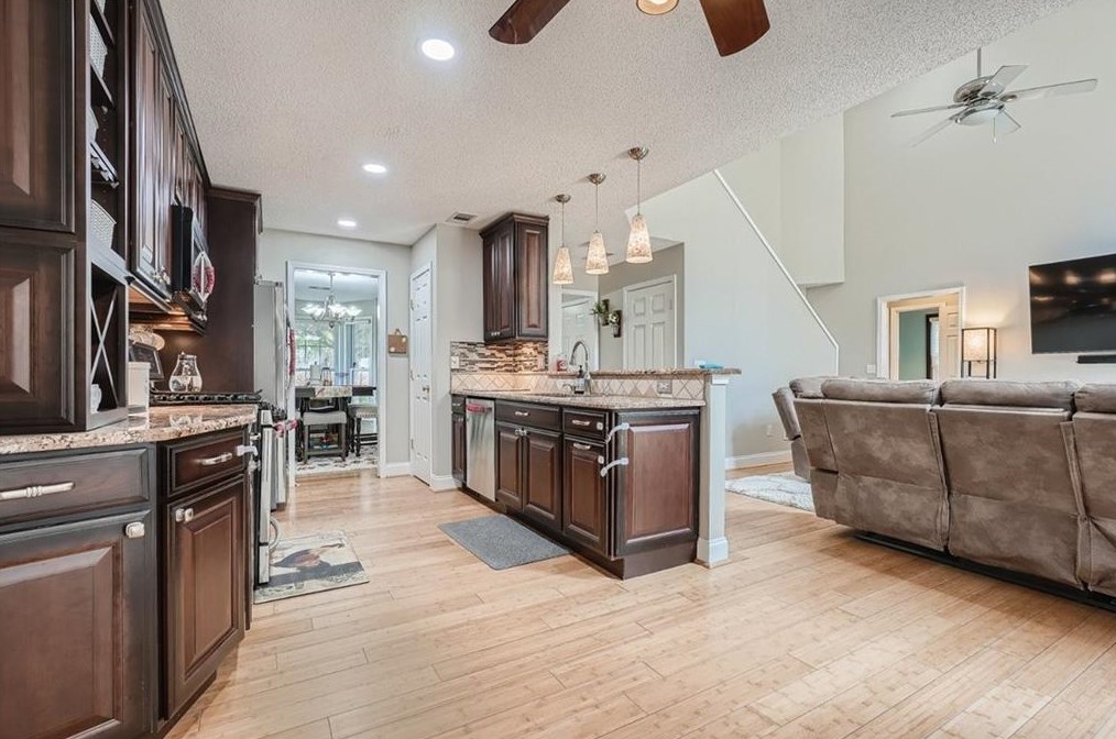 2702 Cottesford Dr, Smyrna GA  30080-2187 exterior