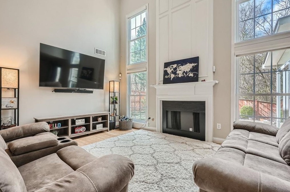 2702 Cottesford Dr, Smyrna GA  30080-2187 exterior