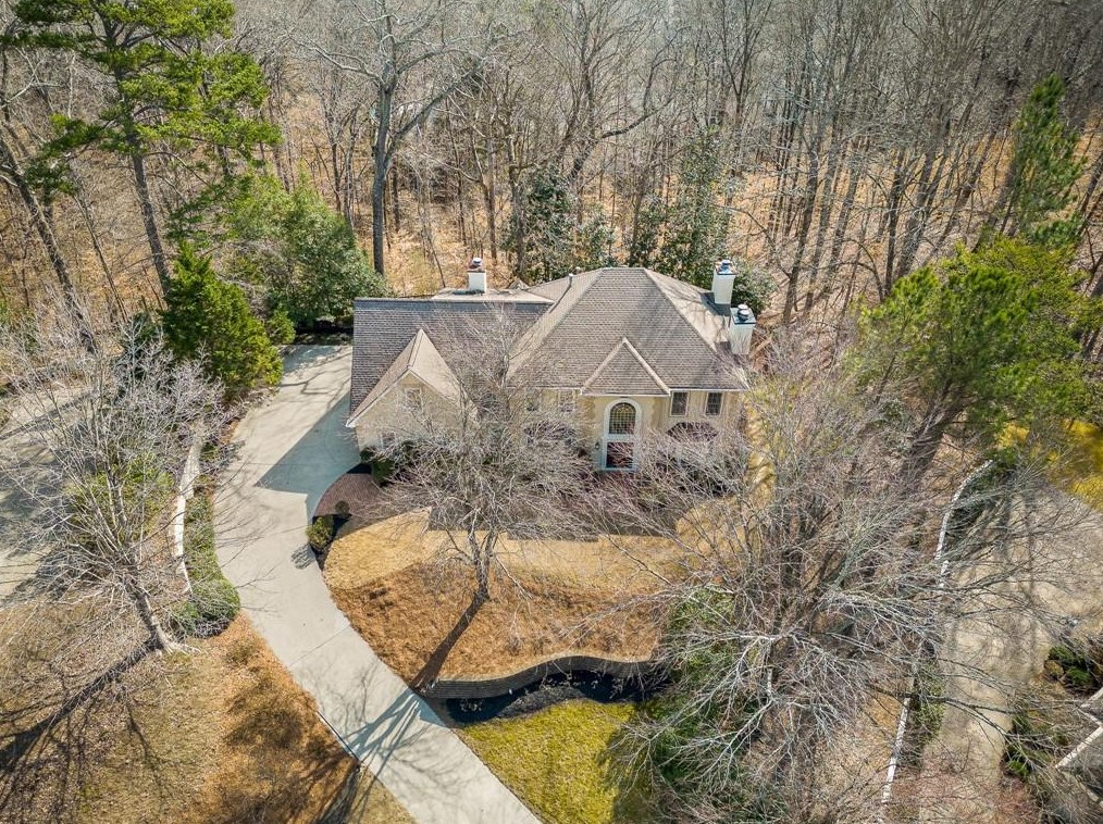 8415 Valemont Dr, Atlanta GA  30350-2847 exterior