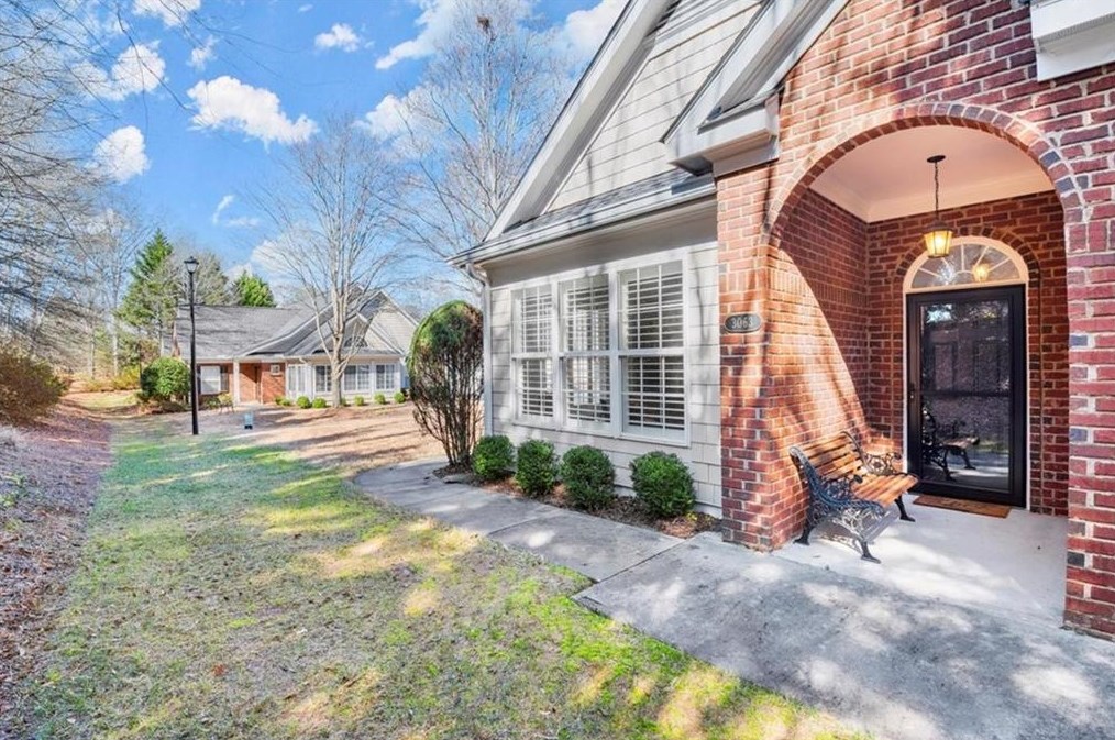 3063 Oakside Cir, Alpharetta GA  30004-4299 exterior