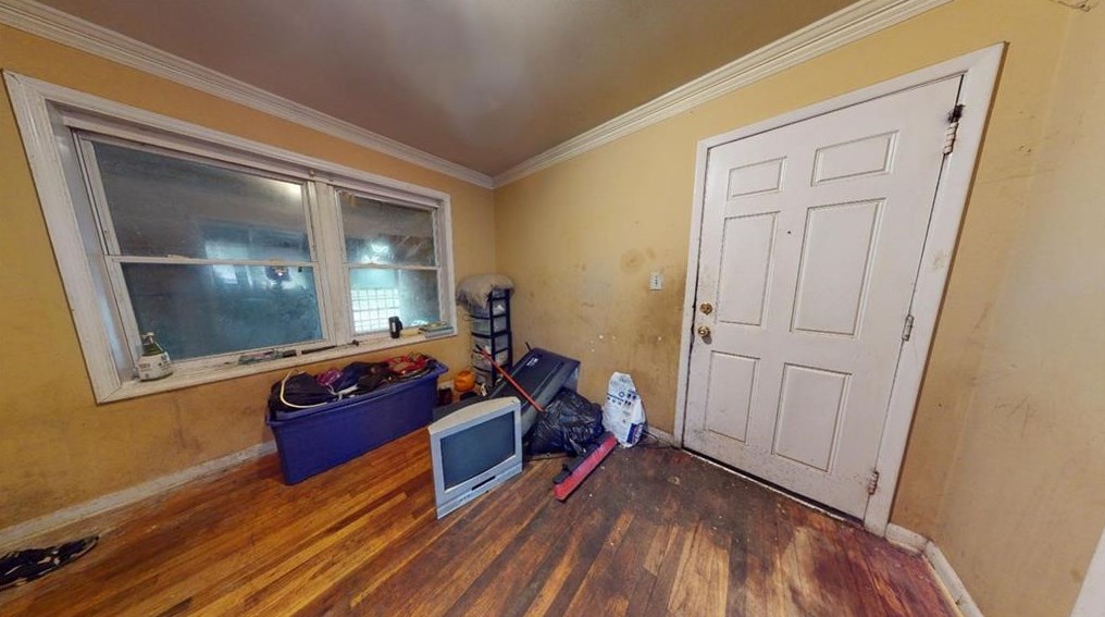 4006 Hilda Cir, Decatur GA  30035-1103 exterior