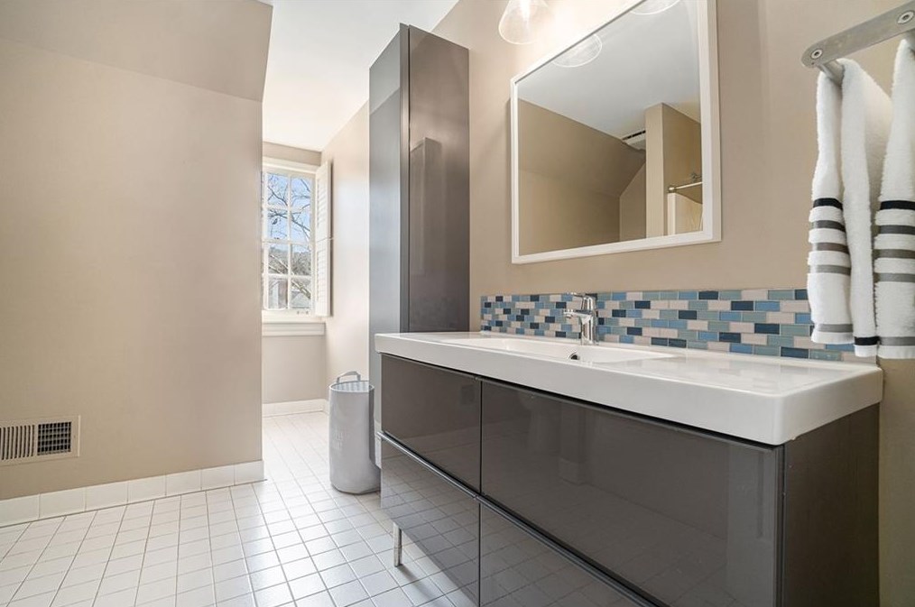 2368 Elon Way, Decatur GA  30033-1700 exterior