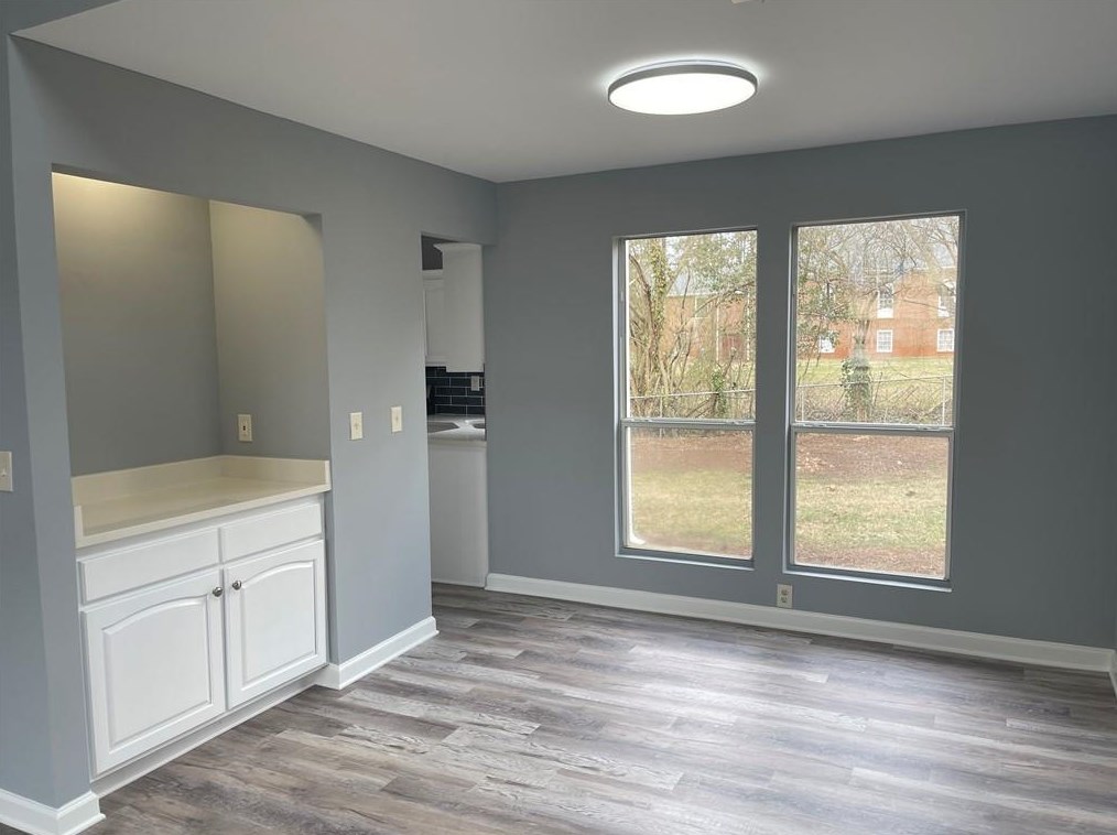 2243 Hampton Dr, Decatur GA  30035-3633 exterior