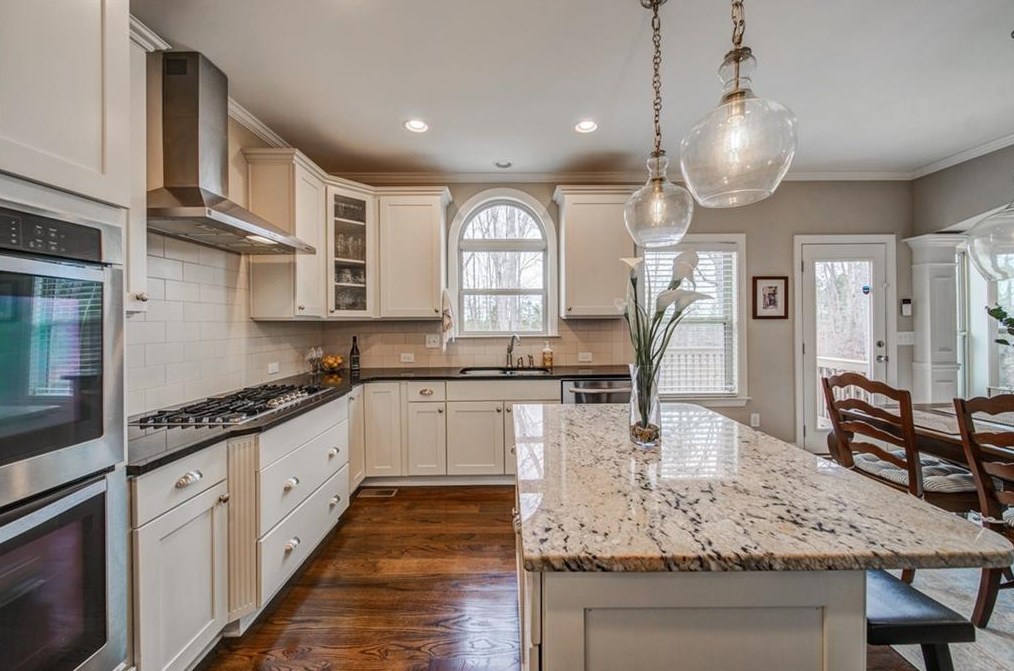 442 Timber Pl, Alpharetta GA  30004-5508 exterior