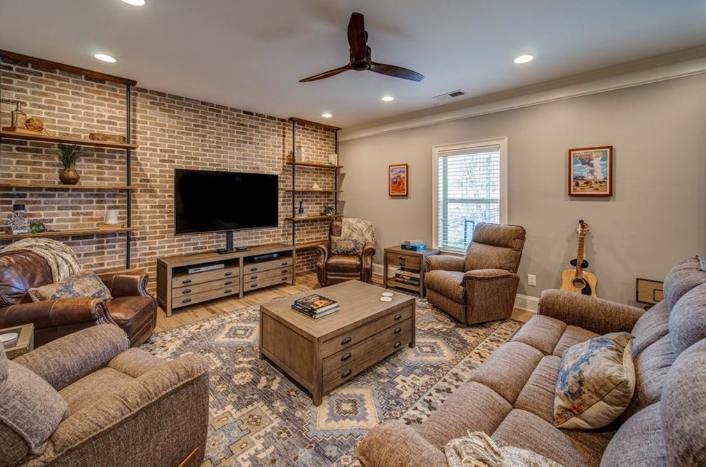 442 Timber Pl, Alpharetta GA  30004-5508 exterior