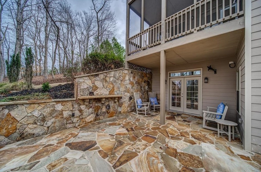 442 Timber Pl, Alpharetta GA  30004-5508 exterior