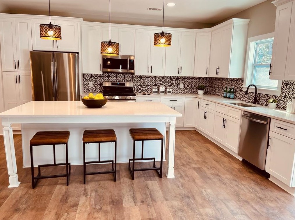 1233 Conway Rd, Decatur GA  30030-4569 exterior