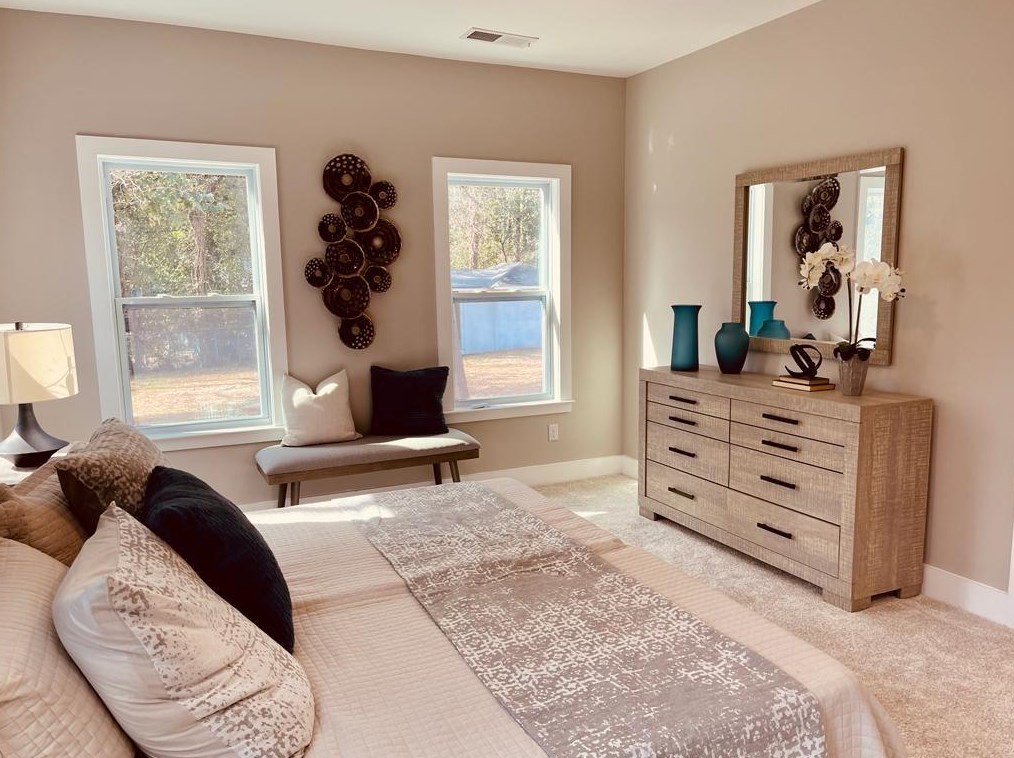 1233 Conway Rd, Decatur GA  30030-4569 exterior