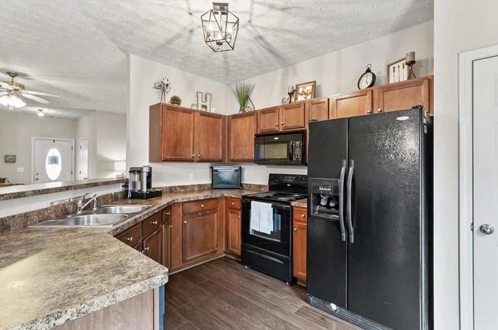 519 Oakside Pl, Acworth GA  30102-8812 exterior