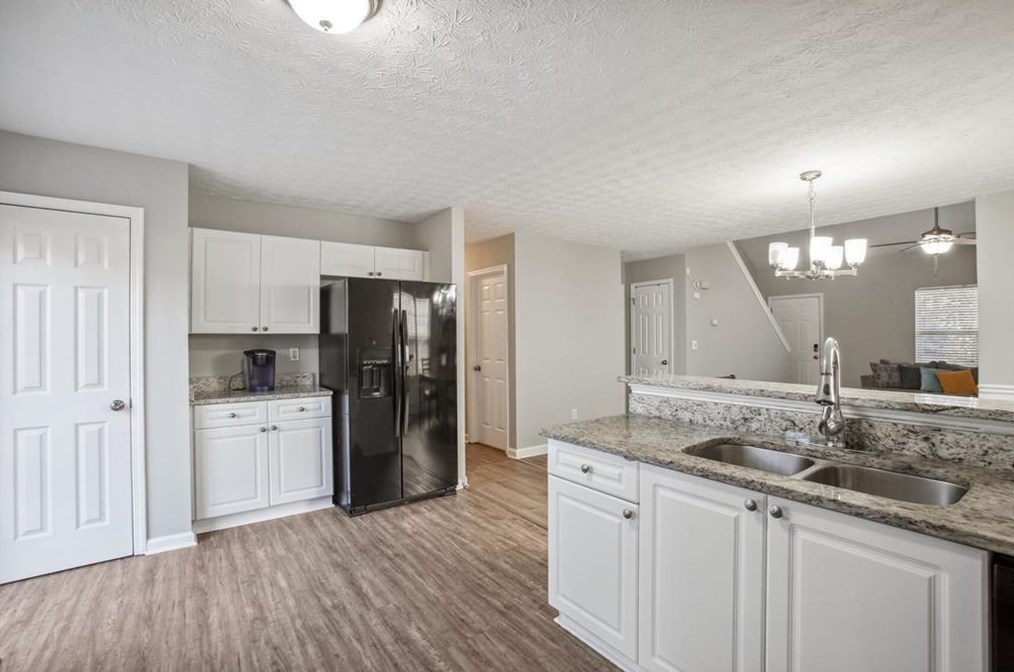 2161 Wingfoot Pl, Decatur GA  30035-2821 exterior