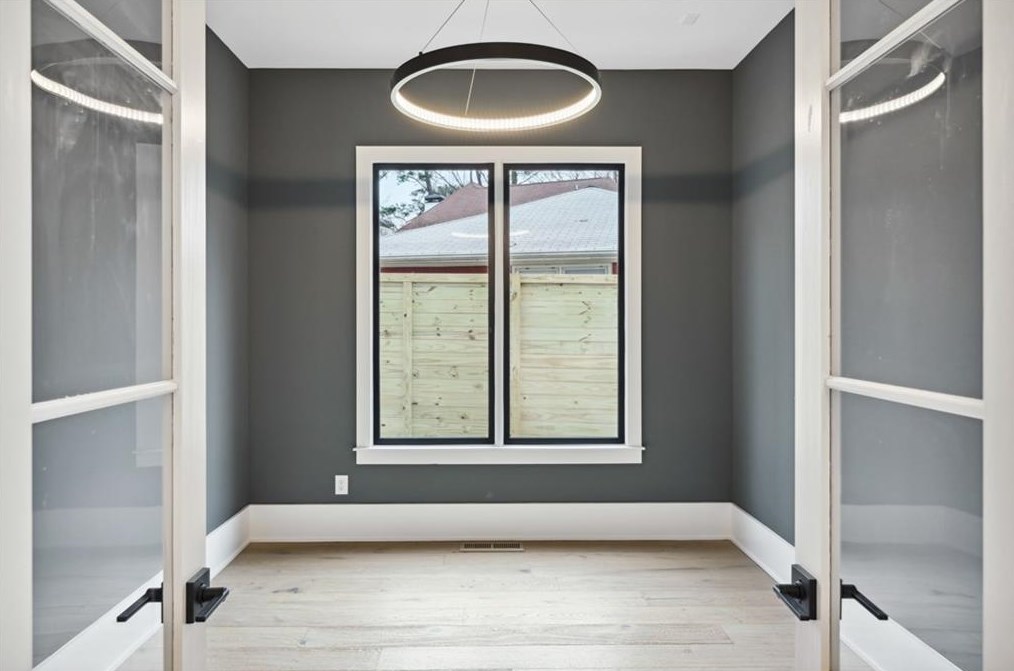 1515 Tryon Rd, Atlanta GA  30319-2940 exterior