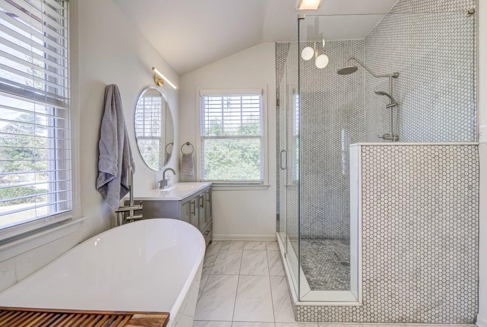 3716 Winters Hill Dr, Atlanta GA  30360-1329 exterior