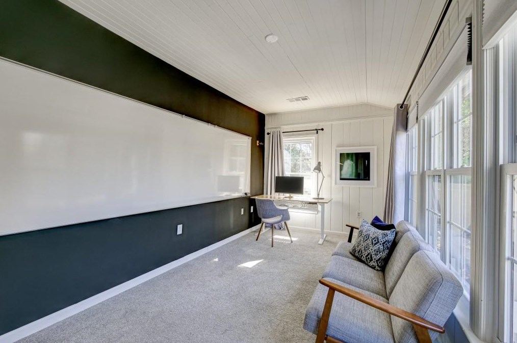 3716 Winters Hill Dr, Atlanta GA  30360-1329 exterior