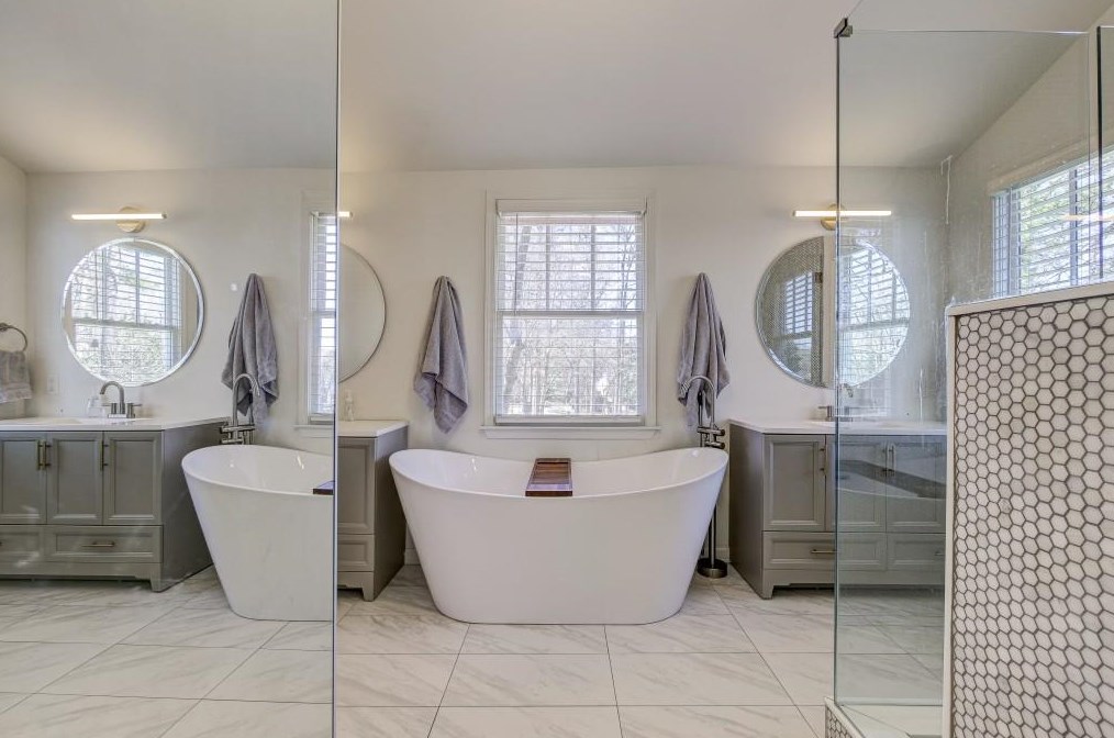 3716 Winters Hill Dr, Atlanta GA  30360-1329 exterior