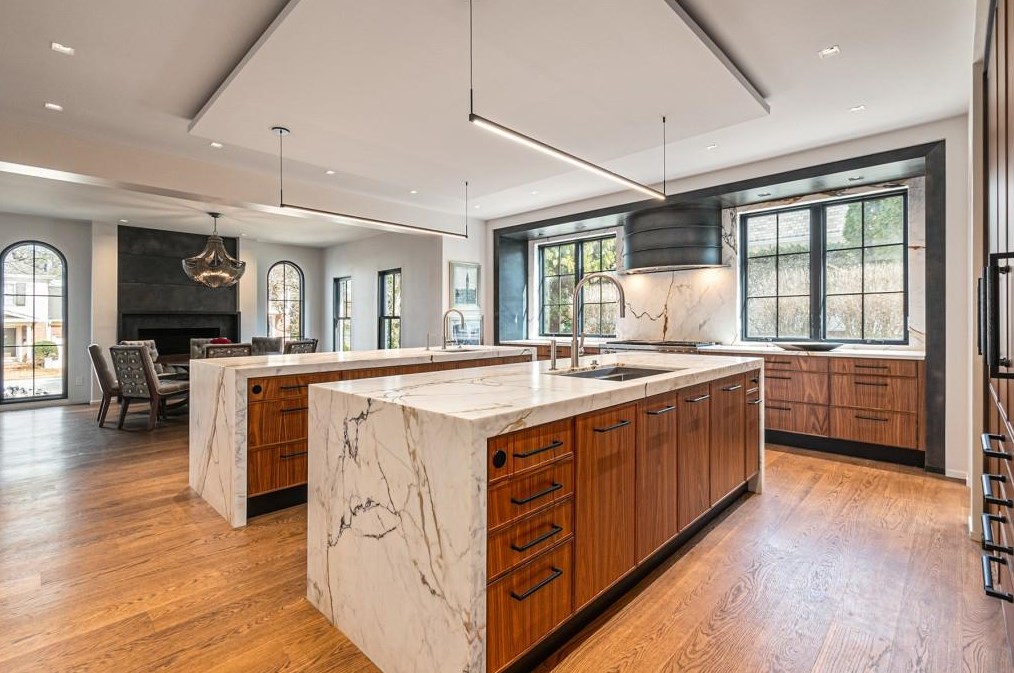 630 Pinetree Dr, Decatur GA  30030-2326 exterior