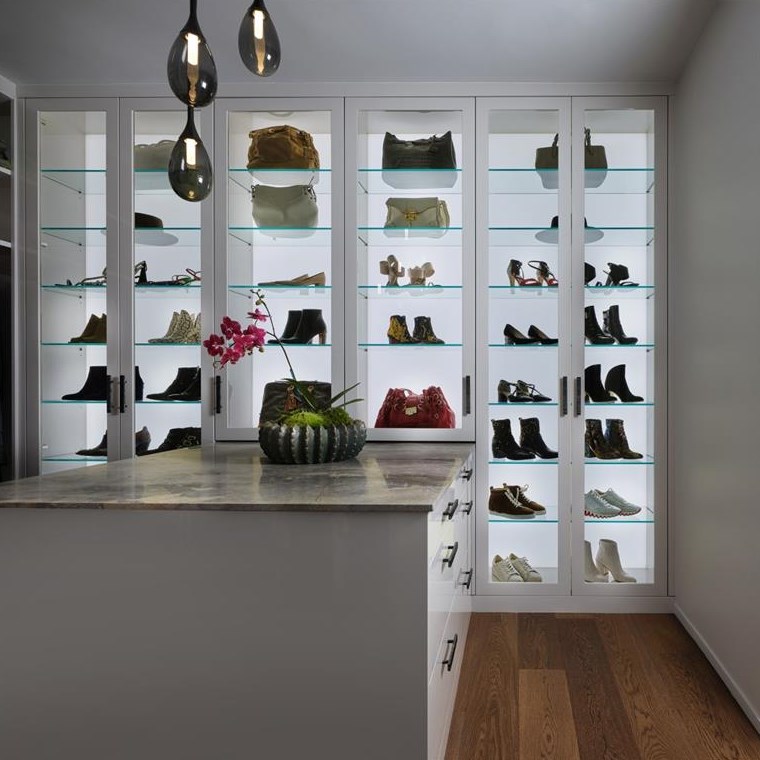 630 Pinetree Dr, Decatur GA  30030-2326 exterior