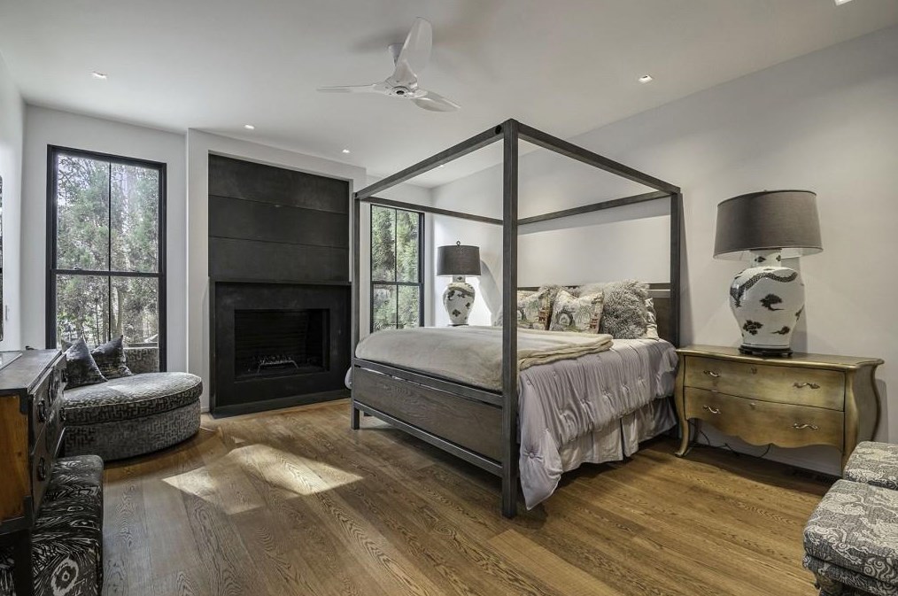 630 Pinetree Dr, Decatur GA  30030-2326 exterior