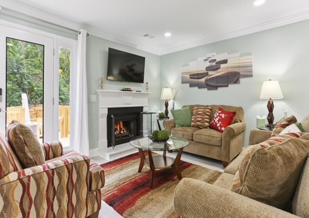 1929 Shenandoah Valley Ln, Smyrna GA  30080-8109 exterior