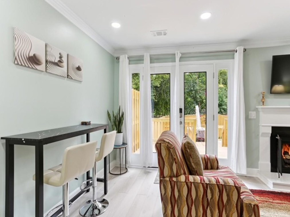 1929 Shenandoah Vly Ln, Smyrna GA  30080-8109 exterior