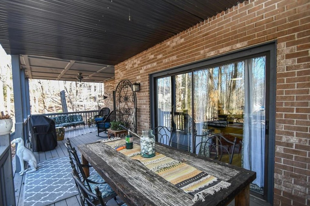 5649 High Harbor Ct, Gainesville GA  30504-9038 exterior