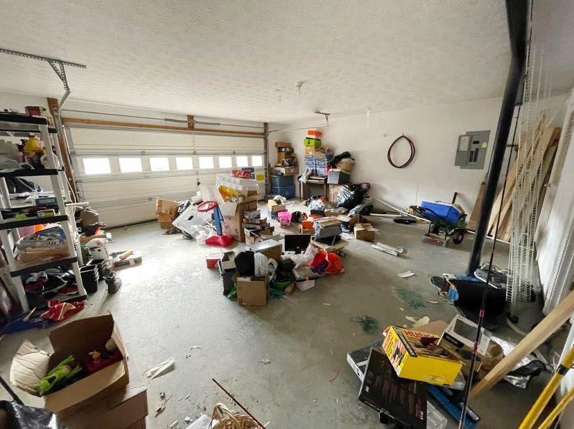 4426 Cross Ln, Decatur GA  30035-2118 exterior