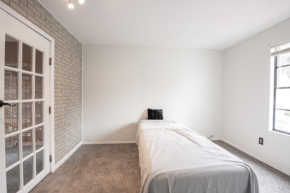 3877 Conley Downs Dr, Decatur GA  30034-4772 exterior