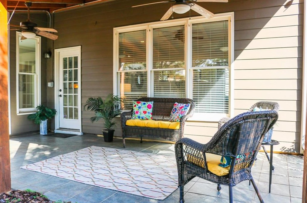 1470 Crescent Walk, Decatur GA  30033-2401 exterior