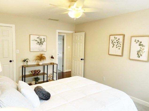 1470 Crescent Walk, Decatur GA  30033-2401 exterior