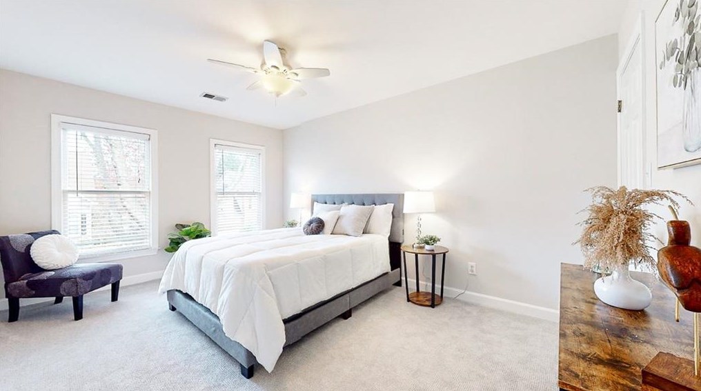 1470 Crescent Walk, Decatur GA  30033-2401 exterior